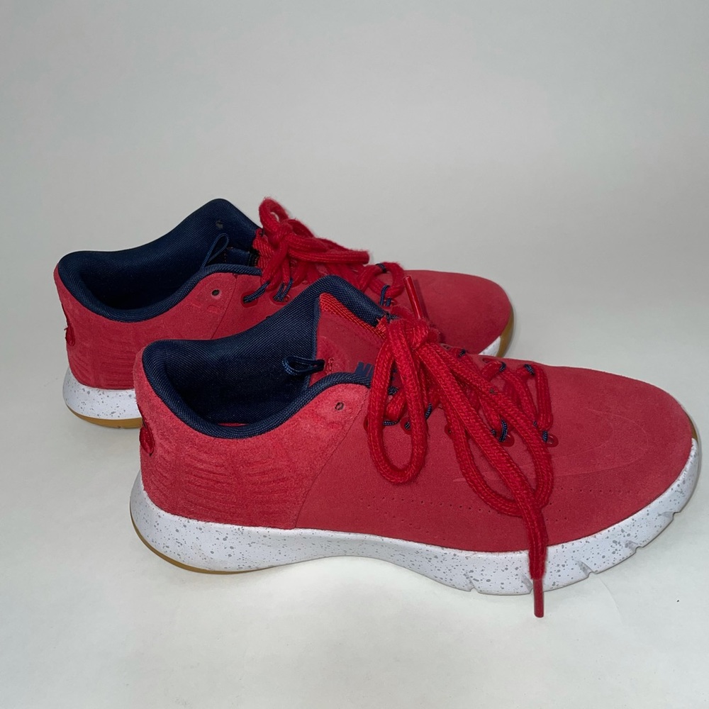 Red Nike suede sneakers shoes